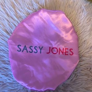 Sassy Jones satin bonnet